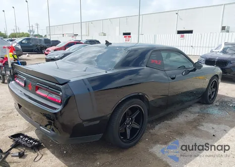 2016 Dodge Challenger 392 Hemi Scat Pack Shaker from USA, damaged, VIN 2C3CDZFJ3GH334930